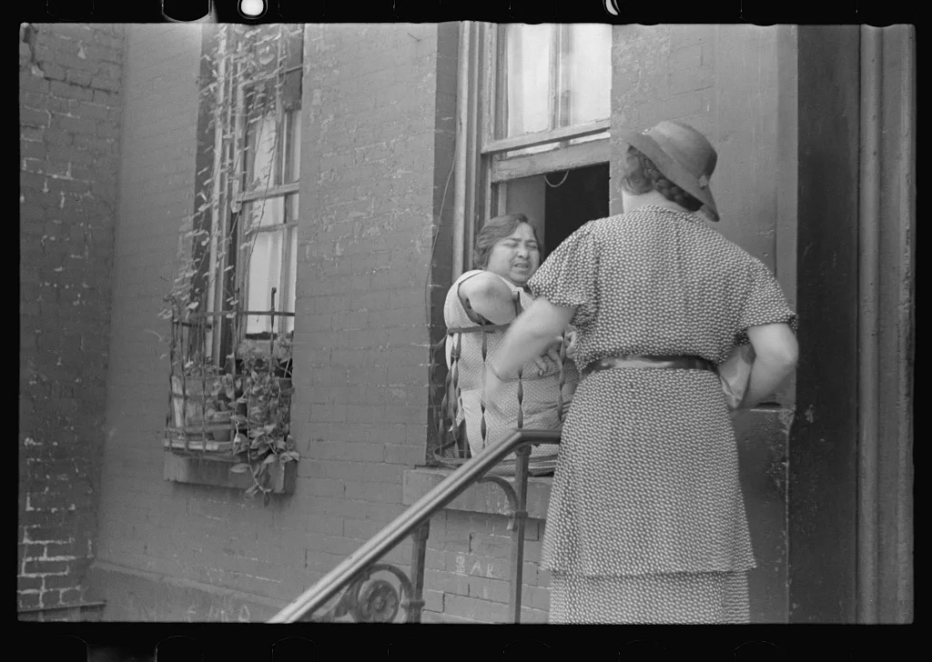 New York, New York. 61st Street between 1st and 3rd Avenues. Tenants, New York (State), 1938