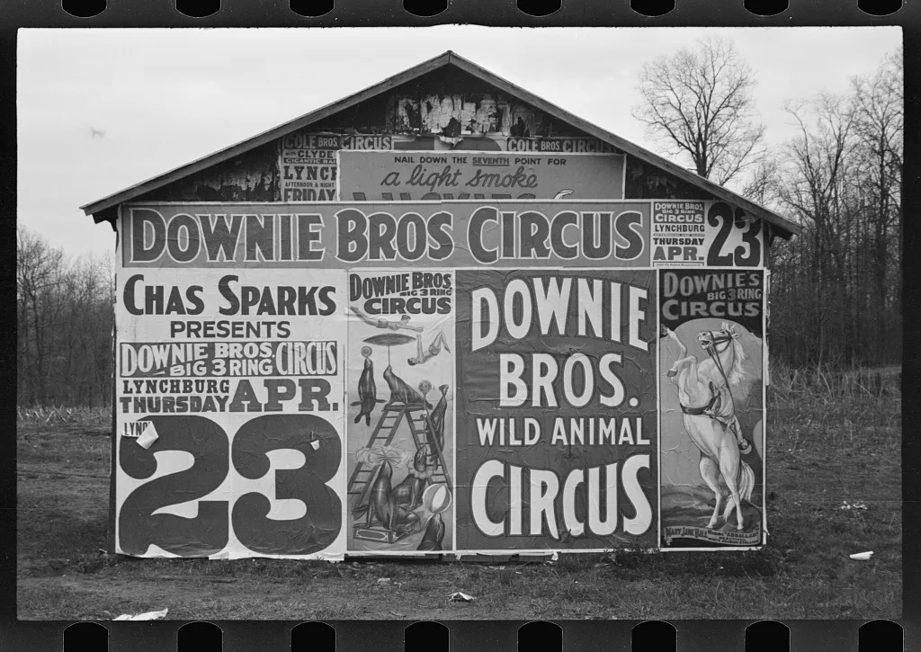 [Posters covering a building near Lynchburg to advertise a Downie…, 1935