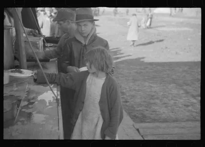 [Untitled photo, possibly related to: Negroes in the lineup for food…, Arkansas, 1937