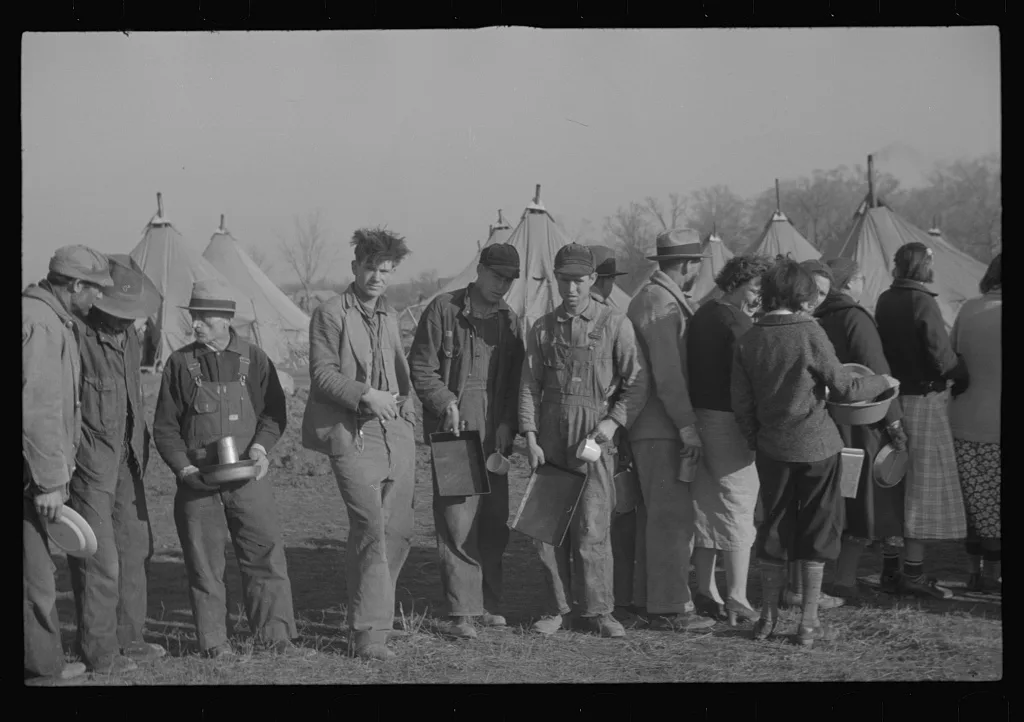 [Untitled photo, possibly related to: Negroes in the lineup for food…, Arkansas, 1937