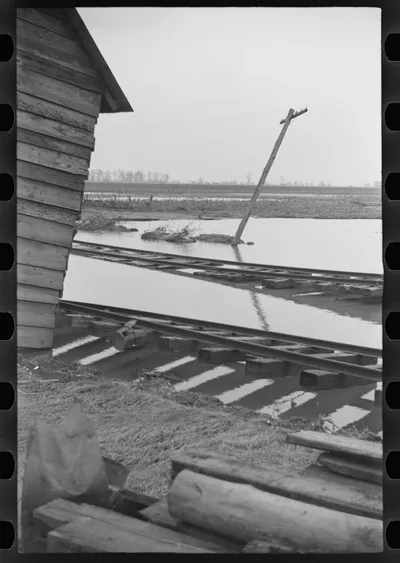[Untitled photo, possibly related to: Farmyard covered with flood…, Tennessee, 1937