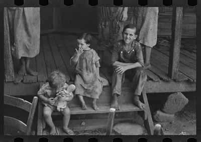 [Untitled photo, possibly related to: Tengle children, Hale County,…, Alabama, 1936