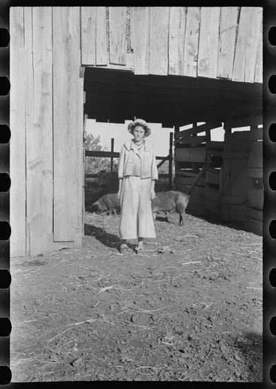 [Untitled photo, possibly related to: Dora Mae Tengle, Hale County,…, Alabama, 1936