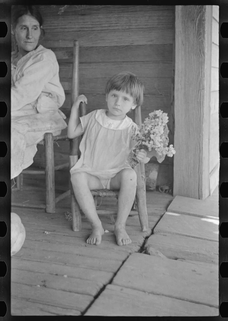 Mrs. Frank Tengle and Laura Minnie Lee Tengle, Hale County, Alabama, 1936