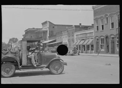 [Untitled photo, possibly related to: Street scene, Greensboro,…, Alabama, 1936