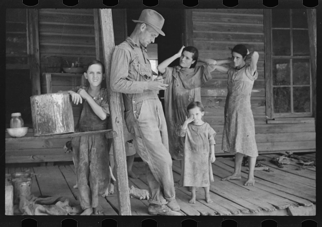 Floyd Burroughs and Tengle children, Hale County, Alabama, 1936