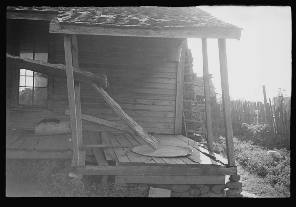 [Untitled photo, possibly related to: Porch of a sharecropper's…, Alabama, 1936