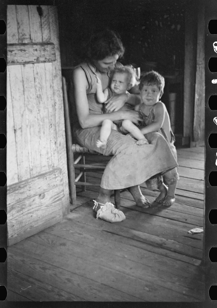 [Untitled photo, possibly related to: Lily Rogers Fields and…, Alabama, 1936