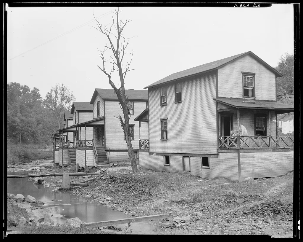 Scott's Run mining camps near Morgantown, West Virginia. Company…, 1935