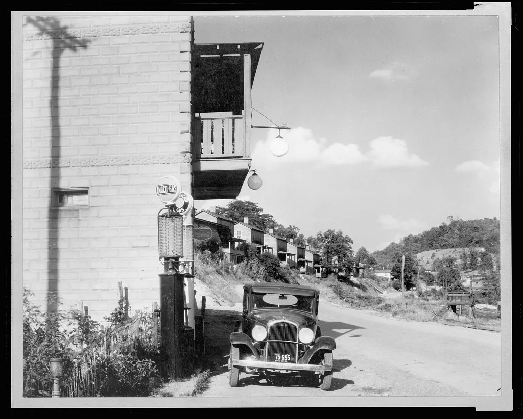 Scott's Run mining camps near Morgantown, West Virginia, 1935