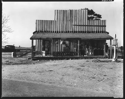 Store with false front. Vicinity of Selma, Alabama, 1936