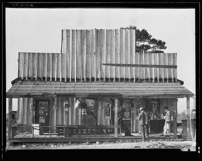 Store with false front. Vicinity of Selma, Alabama, 1936