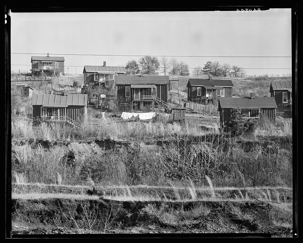 Alabama miners' houses near Birmingham, Alabama, 1935