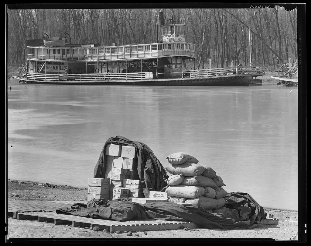 Ferry and wharf goods. Vicksburg, Mississippi, 1936