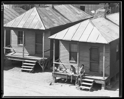Negro quarters. Vicksburg, Mississippi, 1936