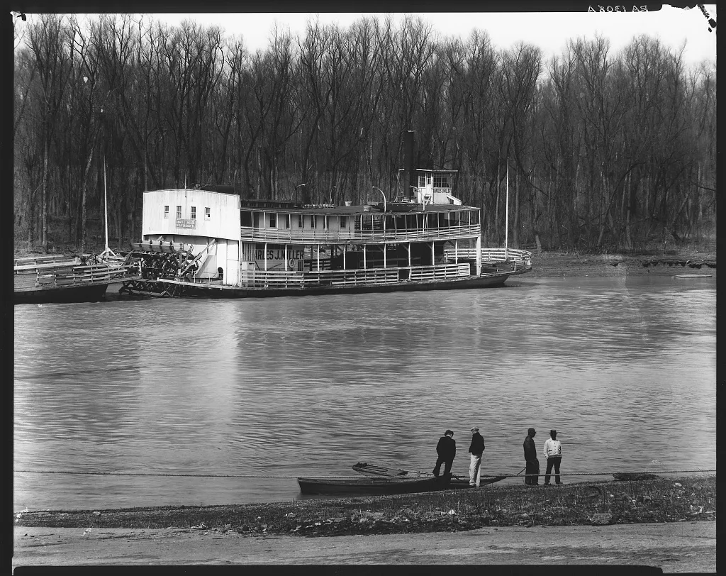 Ferry and river men. Vicksburg, Mississippi, 1936