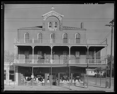 1890s commercial architecture. Vicksburg, Mississippi, 1936