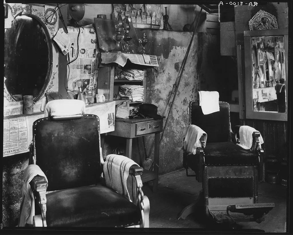 Negro barber shop. Atlanta, Georgia, 1936