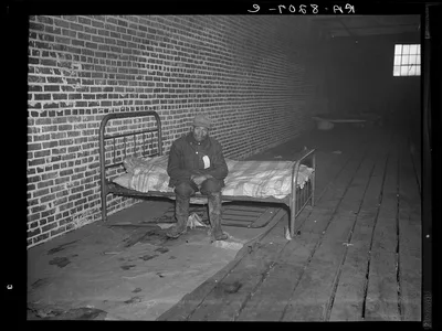 Negro flood refugee in the Red Cross temporary infirmary of Forrest…, Arkansas, 1937