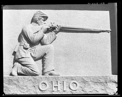 Vicksburg, Mississippi. A Civil War monument, 1936