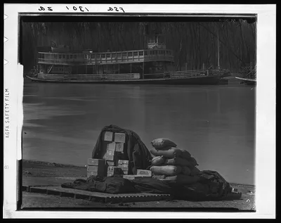 Ferry and wharf goods. Vicksburg, Mississippi, 1936